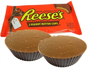 Reese's Super Giant Peanut Butter Cups 